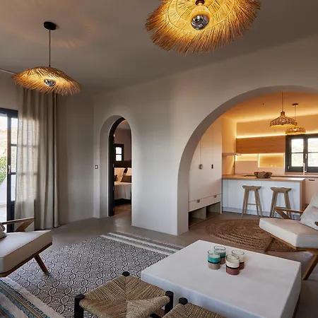 Art Group Living * Náusza