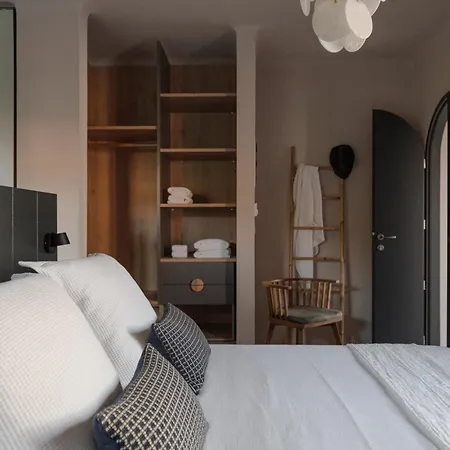 Art Group Living * ナウサ