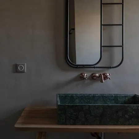 アパート Art Group Living ナウサ