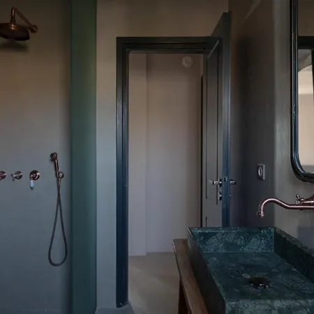 Art Group Living アパート ナウサ