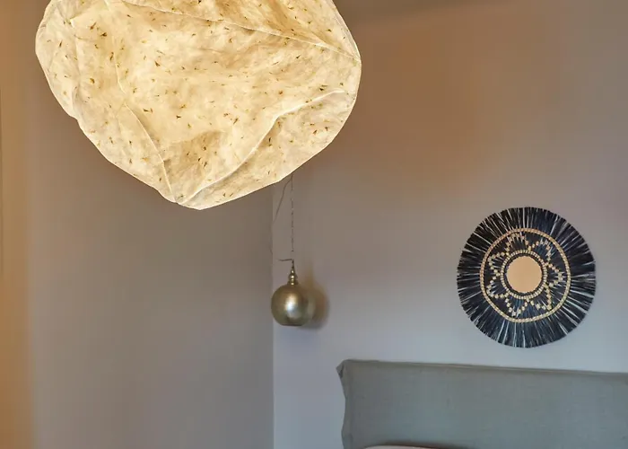 Art Group Living * 纳乌萨